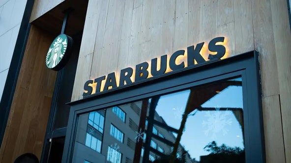 Starbucks fans furious over new 'awkward' tipping system