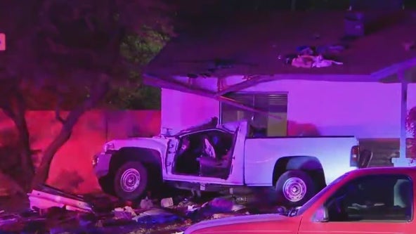 Suspected DUI driver crashes into Tempe home, police say