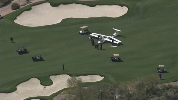 Glider lands on north Scottsdale golf course, no injuries reported