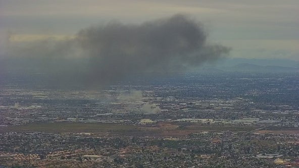 Saw smoke in the Phoenix area? Structure fire sends black plume into the sky