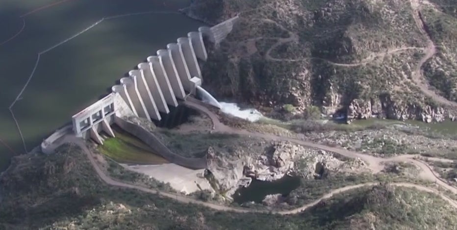 Scientists: Largest US reservoirs moving in right direction