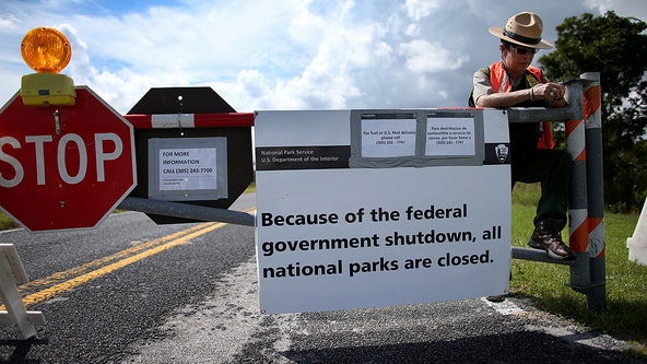 Gates will be locked and park rangers furloughed at national parks if government shuts down