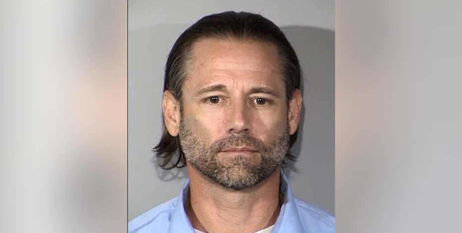 Former Arizona firefighter sentenced for setting ex-girlfriend's house on fire