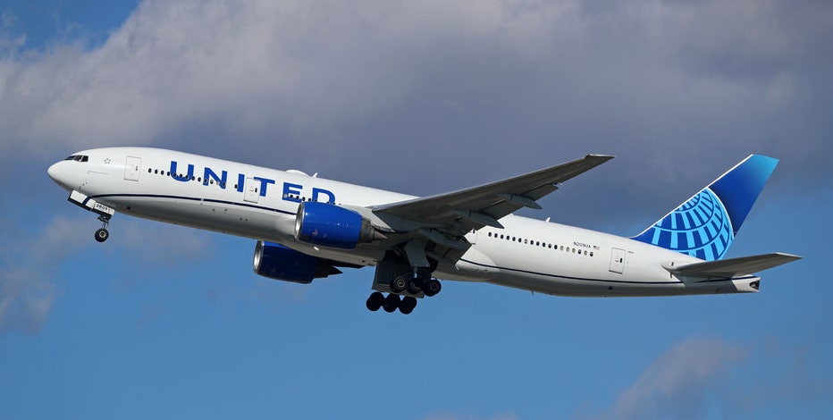 San Francisco-bound United flight returns to Australia airport