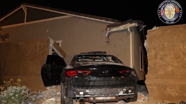 Car crashes into Peoria home; 2 killed and 4 others hurt