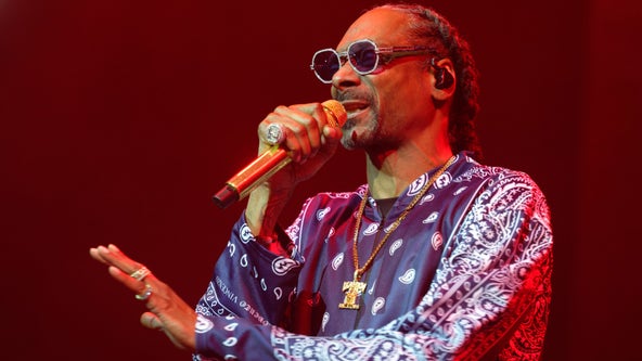 After Barstool Sports sponsorship fizzles, Snoop Dogg now attached to Arizona Bowl