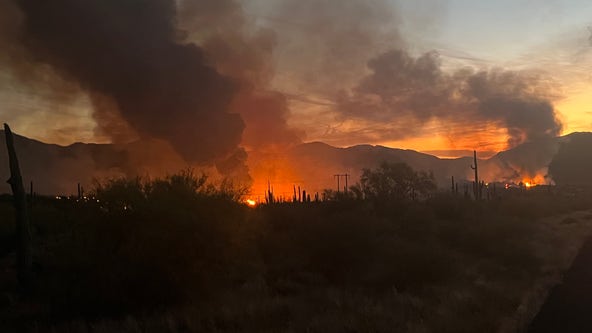 Simmons Fire near Kearny prompts immediate evacuations and road closure