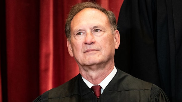 Upside-down flag flew outside Justice Alito's home after Trump's 'Stop the Steal' rally: Report