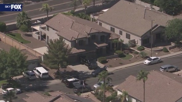 2 bodies found inside Gilbert home, police investigating