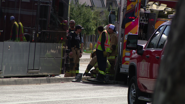 Phoenix woman rescued from under the light rail