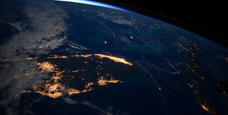 In Tampa stop, year-in-space astronaut shares his ups and downs