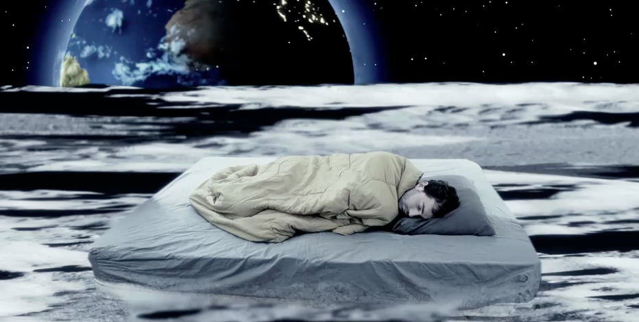 How do you keep a sleep schedule in space?