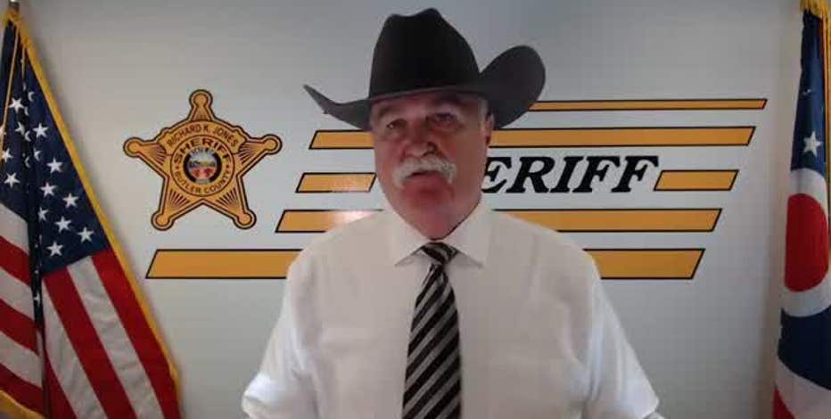 Ohio sheriff offers to help celebrities who want to leave US if Trump wins