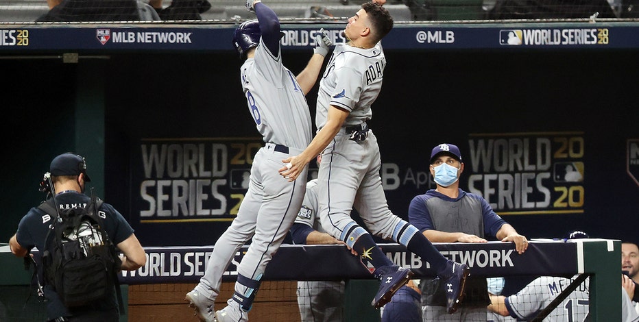 Lowe homers twice, Rays hold off Dodgers 6-4 to even Series