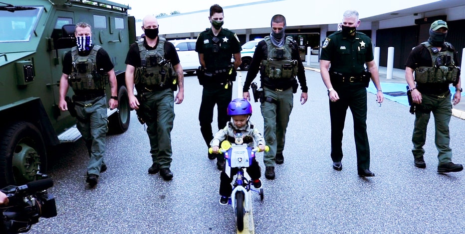 4-year-old cancer patient with hopes of ‘catching bad guys’ becomes honorary Manatee County deputy