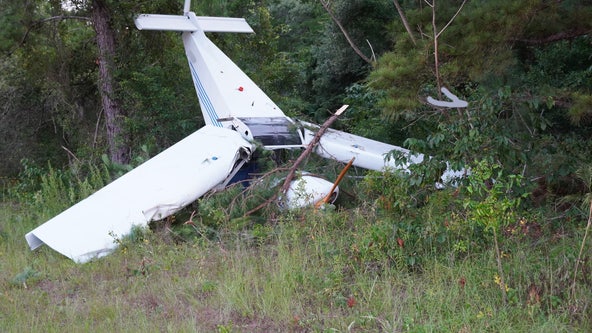 Pilot rescued after plane crashes at Ocala airport