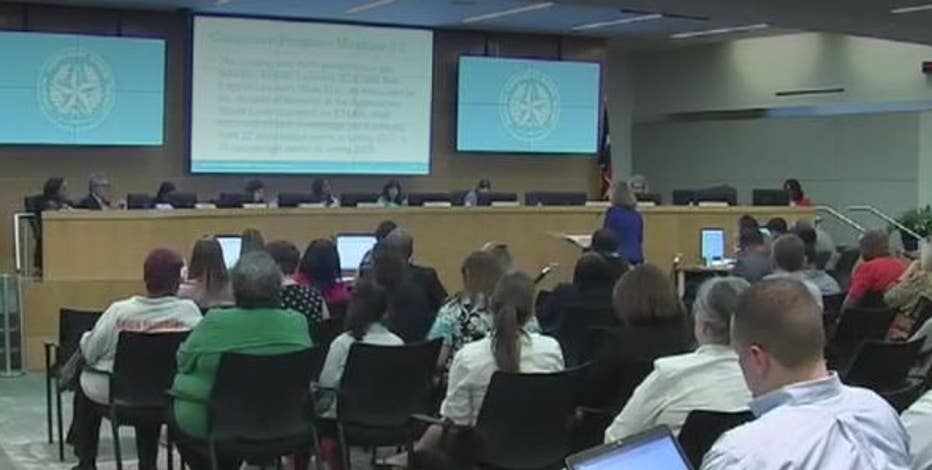 Houston Federation of Teachers files lawsuit over state takeover of HISD