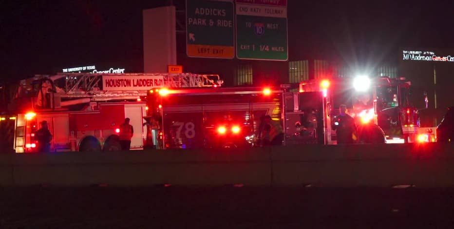 Intoxicated driver sideswiped Houston police vehicle on Katy Freeway: HPD
