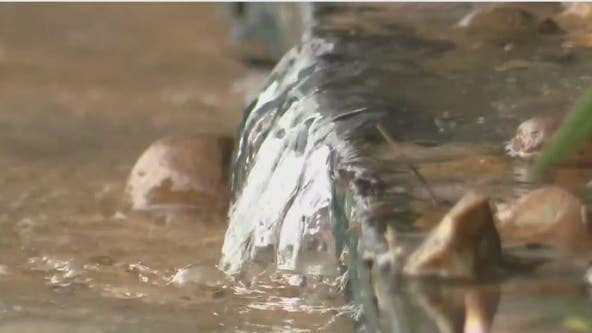 Houston West side residents asking why pipe with drinking water continues to flow for almost 2 weeks