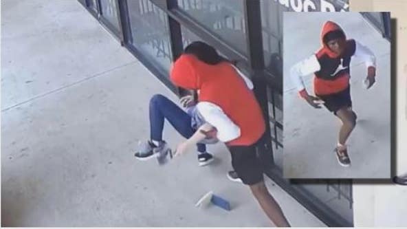 2 teens charged in Houston jugging robbery that left 44-year-old paralyzed, local restaurant helping family