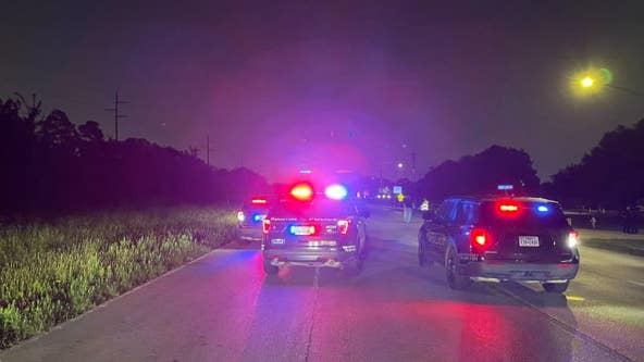 Houston crash: 2 killed, 2 injured in two-vehicle crash on Galveston in East Houston