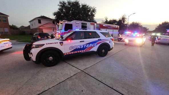 7-year-old boy found unresponsive in pool in Harris County, pronounced dead