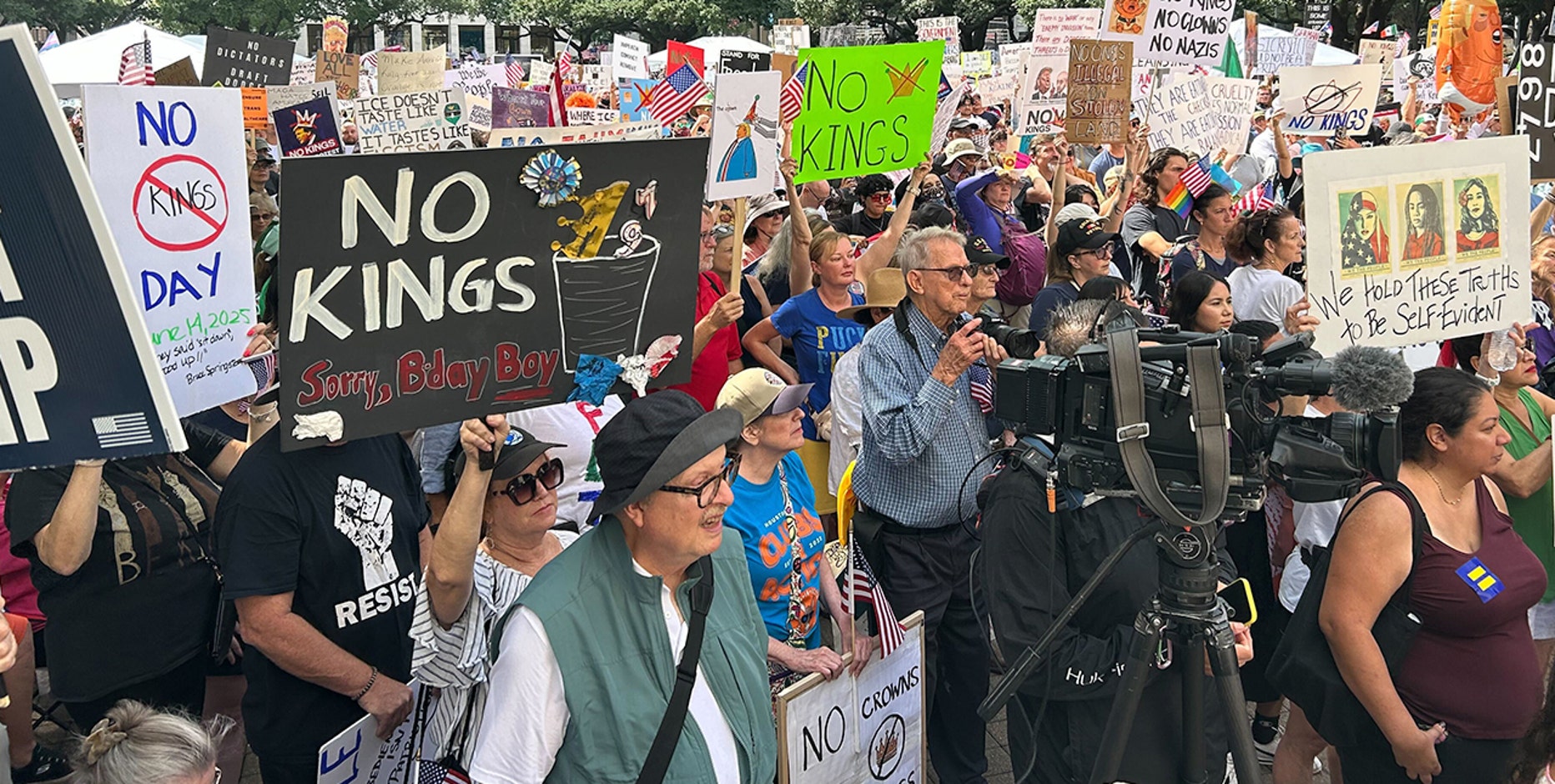 PREVIOUS COVERAGE: First round of 'No Kings' protests in Greater Houston