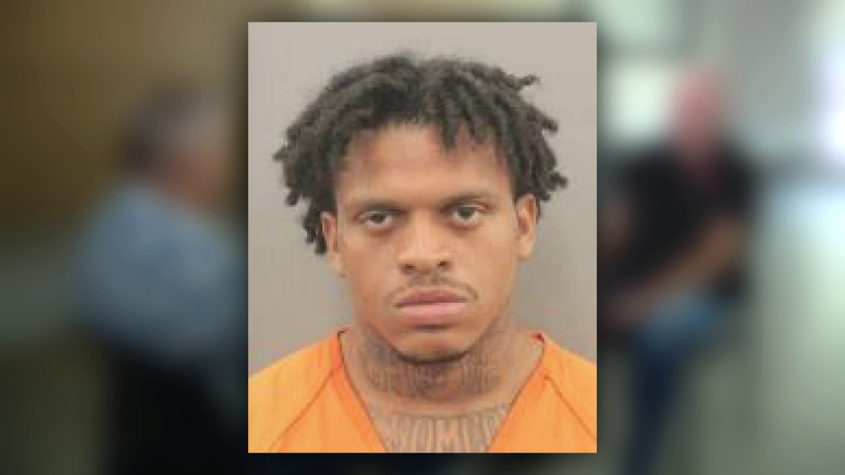 26-year-old career habitual offender accused of committing murder while free on PR bond