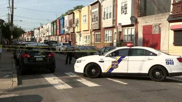 South Philadelphia double shooting critically injures 1 man, police say