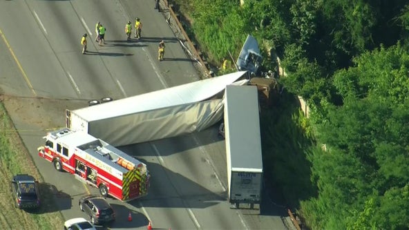 1 dead in tractor-trailer crash on I-476 that caused massive delay