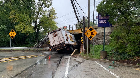 Tractor-trailer crashes into bridge, shuts down road in Radnor
