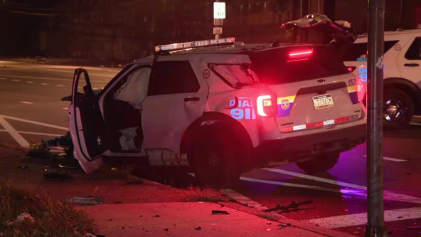 Police crash on way to stop looting at Philadelphia stores; 2 officers hospitalized: authorities