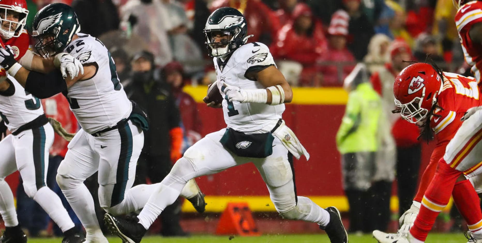Jalen Hurts, Eagles continue to find ways to win in latest victory over the Chiefs