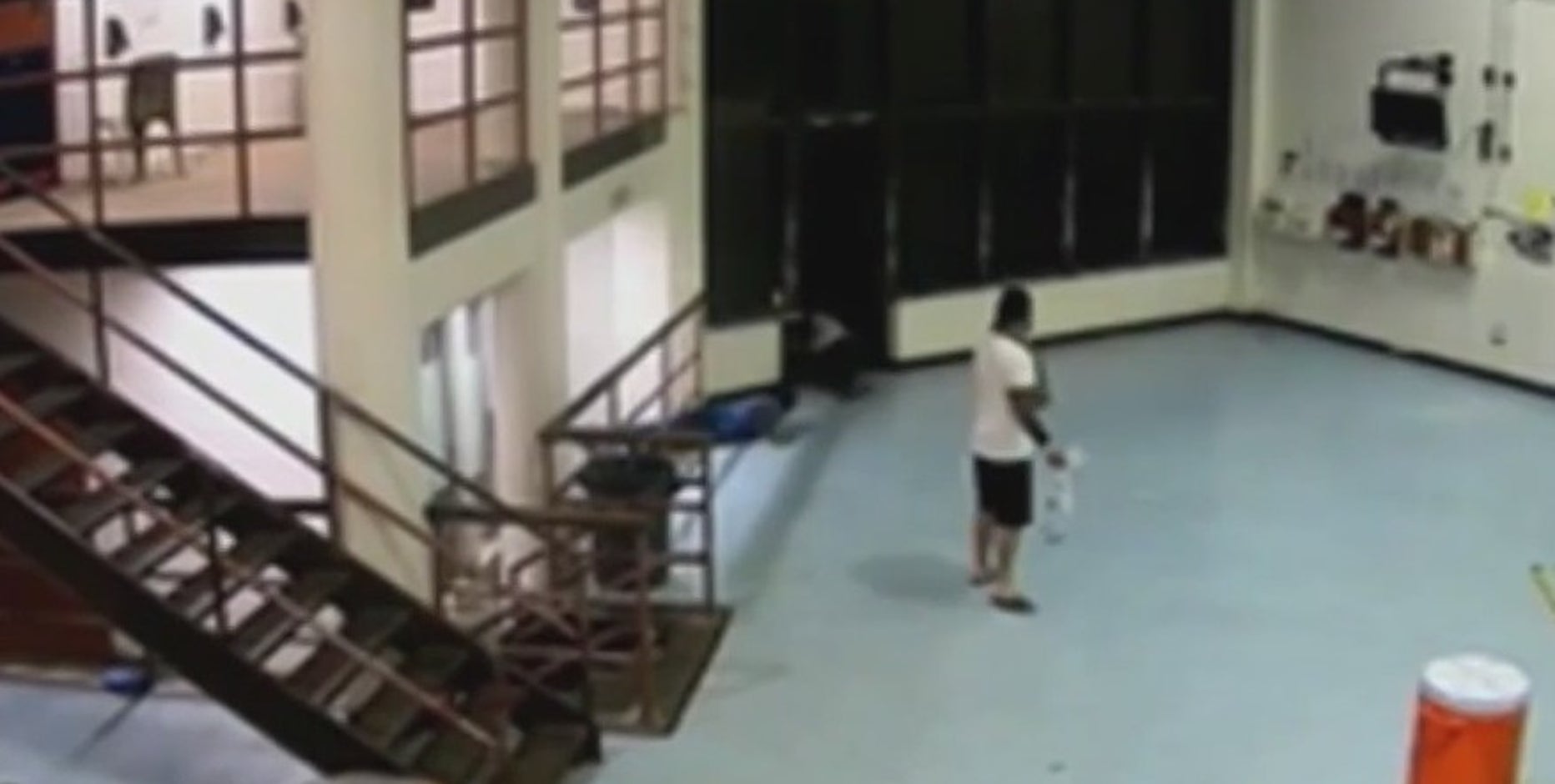 New video reveals flaws in Philadelphia jail where 2 inmates escaped