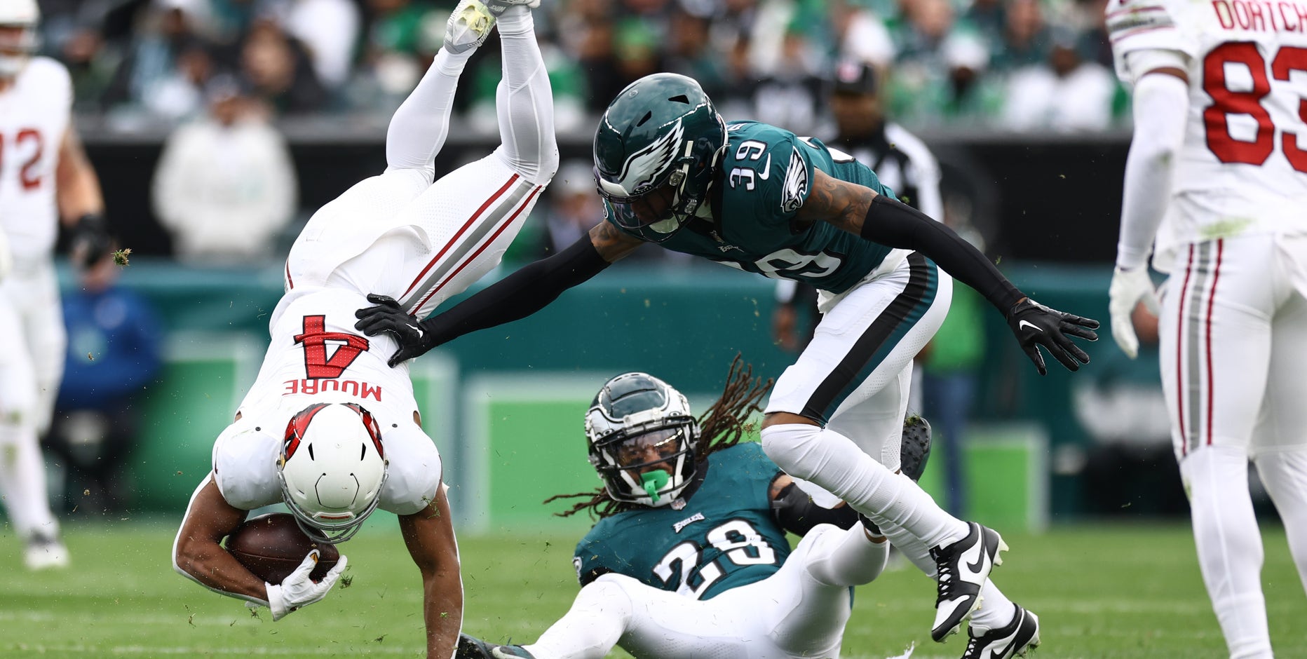 Arizona Cardinals rally past Eagles, disrupting Philadelphia's playoff path