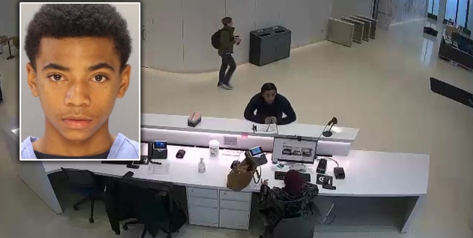 Philadelphia prisoner escape: Video shows teen fugitive alone in hospital building lobby moments after escape