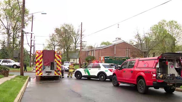 Firefighter injured battling church blaze in Gloucester County: officials