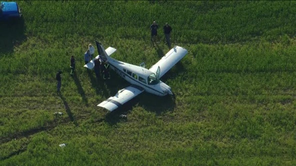 Small plane crashes off runway at South Jersey airport