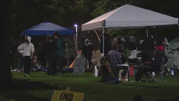 Pro-Palestinian protesters set encampment at Drexel University in 2nd night of chaos