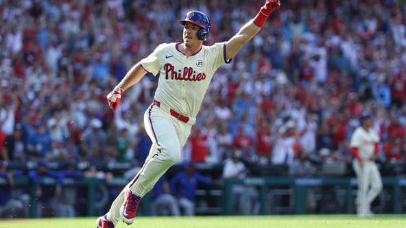 Realmuto's walk-off single in 9th lifts Phillies over Mets 9-2 as Philadelphia takes 2 of 3