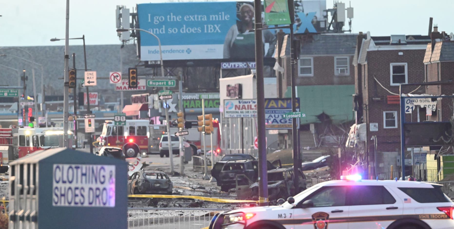 Philly plane crash: 7 dead, including 6 aboard medical flight; 19 others injured