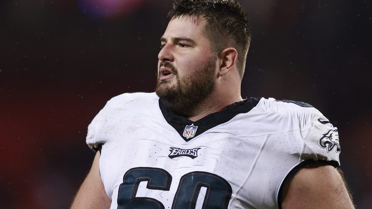 Eagles LG Landon Dickerson suffers leg injury during Sunday's open practice
