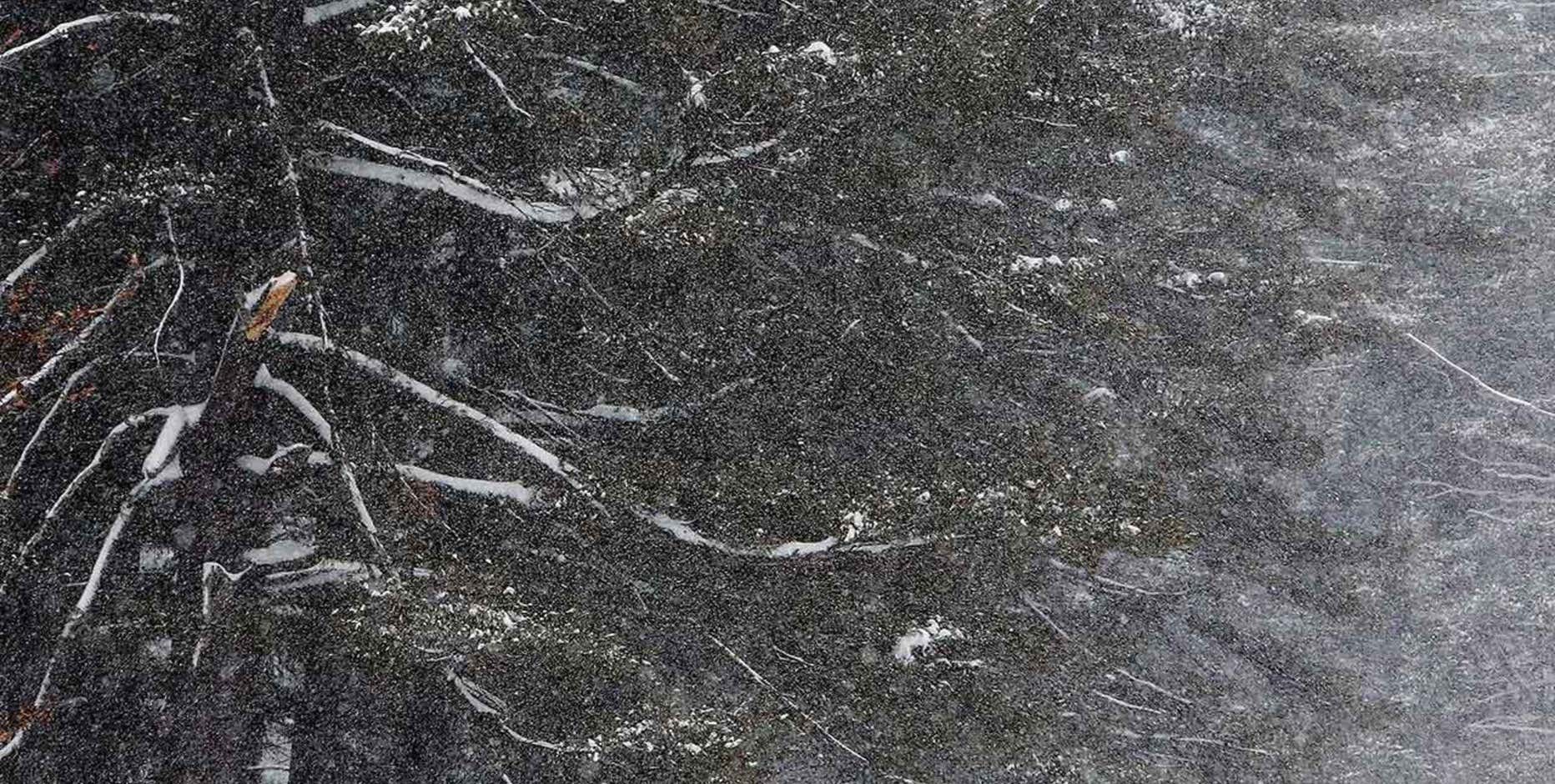 Metro Detroit weather: Snow showers linger into Monday