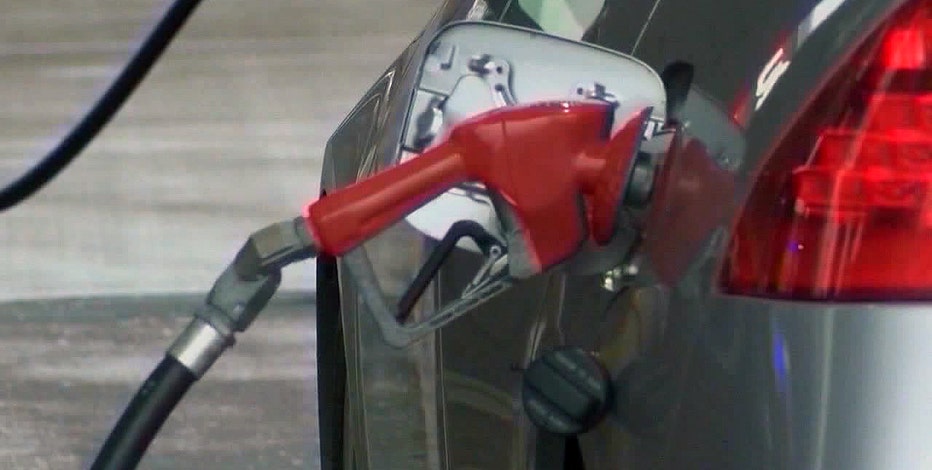 Michigan gas prices drop 10 cents from a week ago
