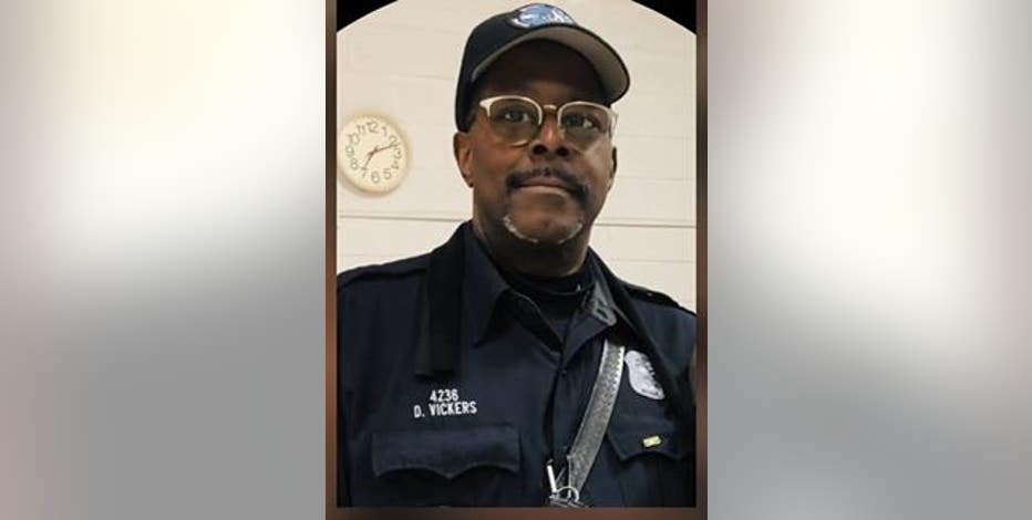 Former Detroit police officer gets prison for taking towing bribes