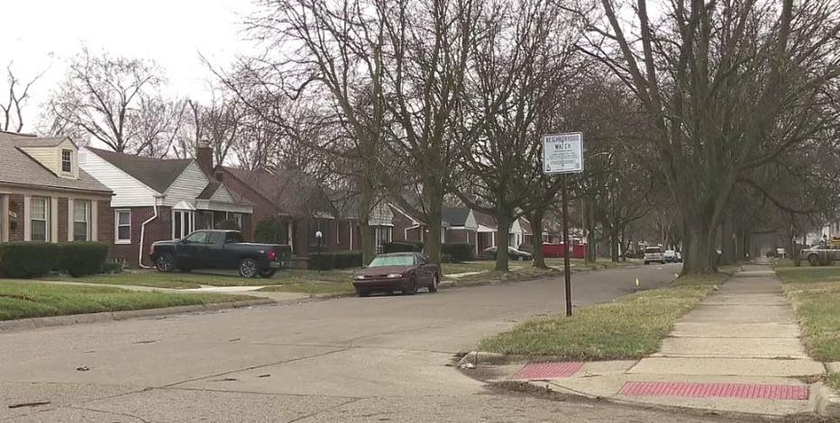 Man sexually assaults 80-year-old Detroit woman after asking her for food, money