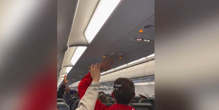 ‘Raise your hand’: Passengers vote to kick woman off Frontier Airlines flight