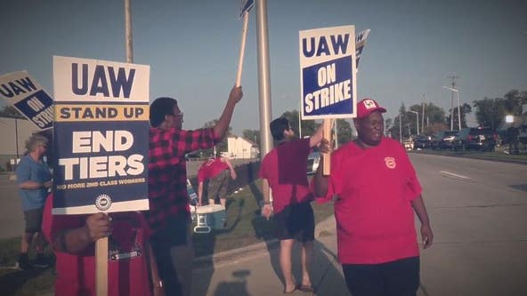 GM Pontiac workers join Stand Up UAW strike: 'We just want what we deserve'