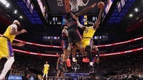 Lakers bounce back to rout Detroit, handing Pistons team-record 15th straight loss