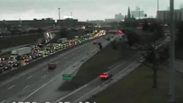 Northbound I-75 closed in Detroit at Clay due to crash